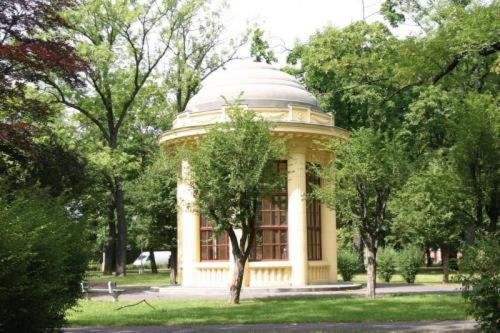 泰雷津公园酒店 Terezín 外观 照片