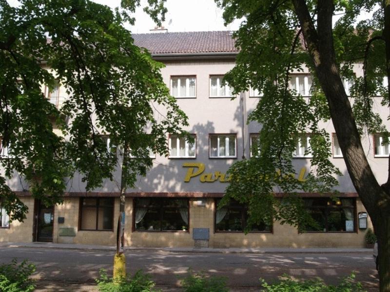 泰雷津公园酒店 Terezín 外观 照片